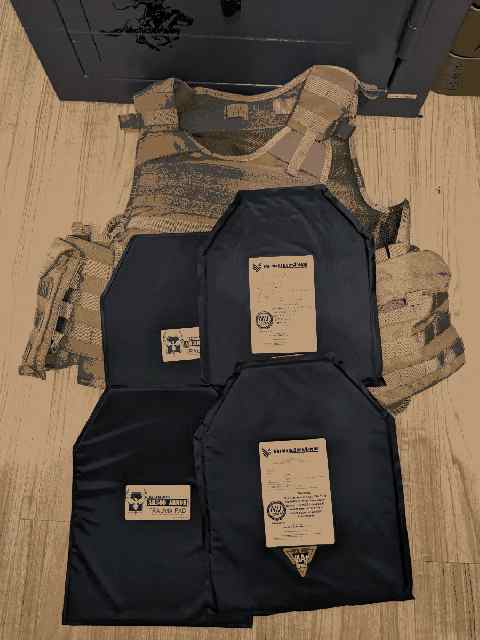 Plate carrier with 3A+ Soft plates and trauma pads