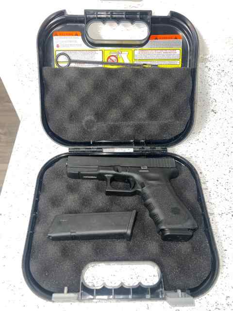 I am looking to sell my Gen 3 Glock 17 