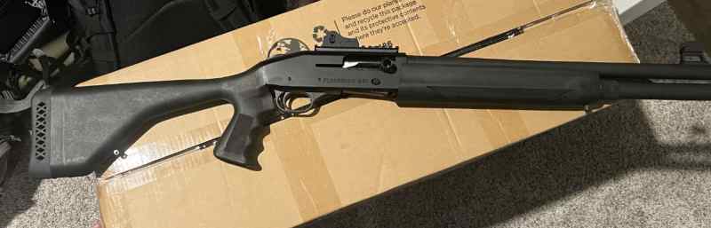 *MOSSBERG 930 SPX SEMI AUTO 12 GUAGE*