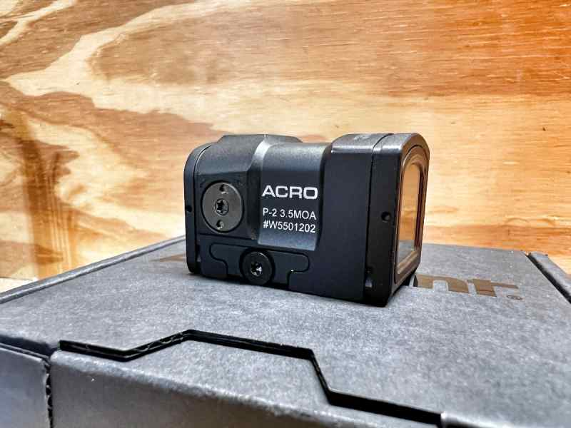 Aimpoint Acro P2 