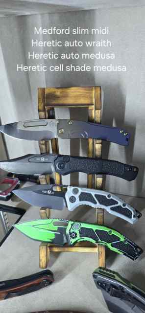 PREMIUM COLLECTION OF EDC KNIVES 