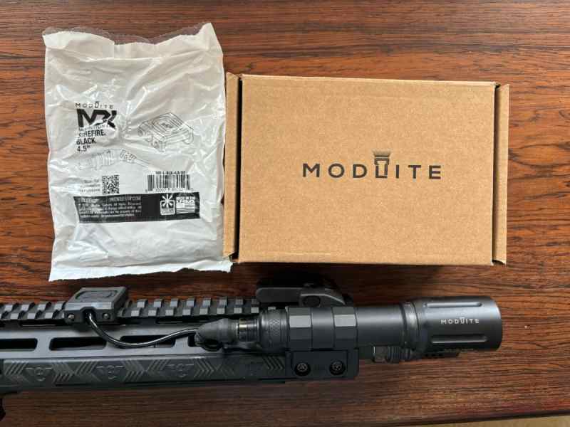 Modlite PLHv2-18650 Light with ModButton and Mount