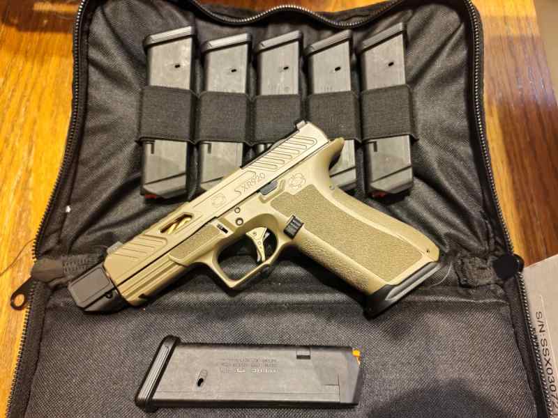 GLOCK 19 GEN 5 MOS w/TLR-1HL 