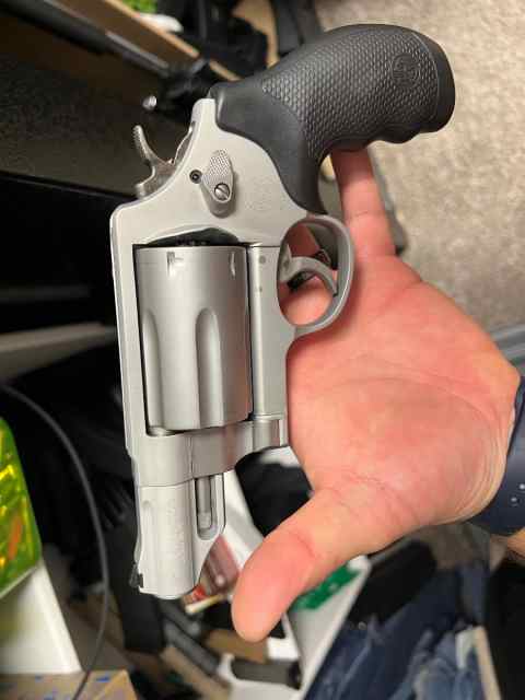 New in box S&amp;w governor 
