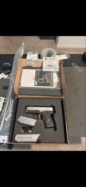 Kahr cm40