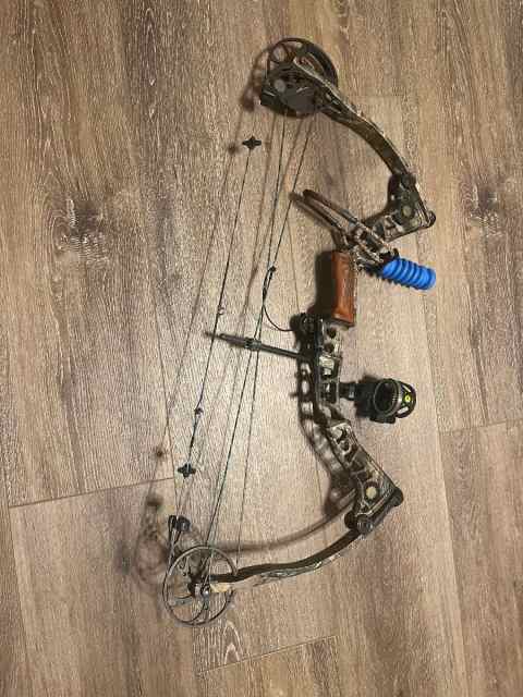 Mathews SE4 solocam compound bow 