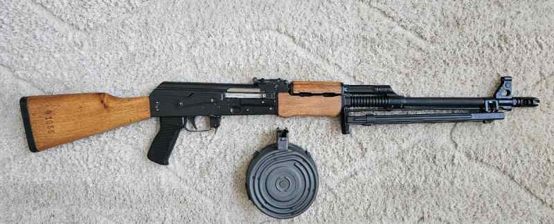 YUGO Zastava M72B1