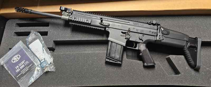 NIB FN SCAR 17S NRCH BLACK W/20 ROUND MAGAZINE