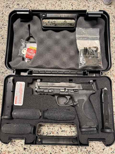 S&amp;W M&amp;P 2.0 full size 4.25” optics ready