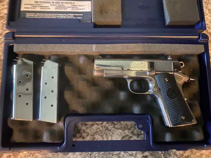 Colt M1991A1 .45 1911 Compact