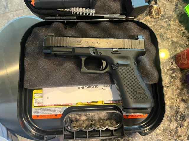 Glock 47 MOS 5 (Factory RMR Cut) BNIB