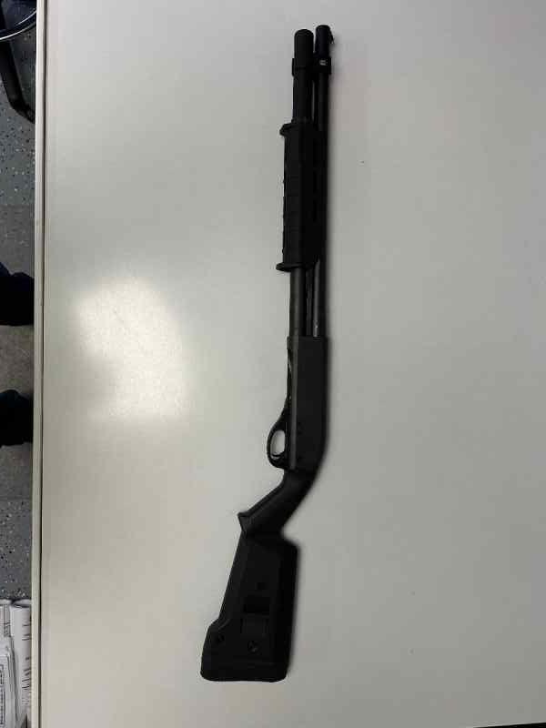 Remington 870 pump w/ Magpul Stock