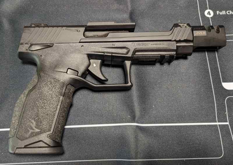 Taurus Tx22 Competition SCR