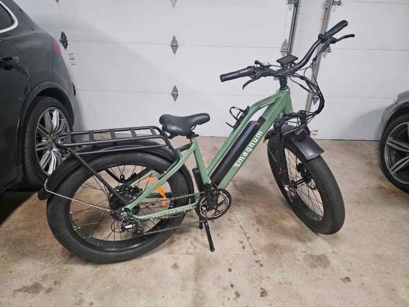 2 E-bikes (Trades) Rare Gen 1 Zooz UU750 and Nomad