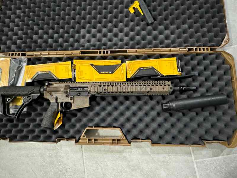 Daniel Defense M4A1 Arid cerakote 14.5 P/W