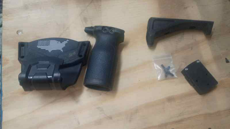 Random accessories make me an offer willing to tra