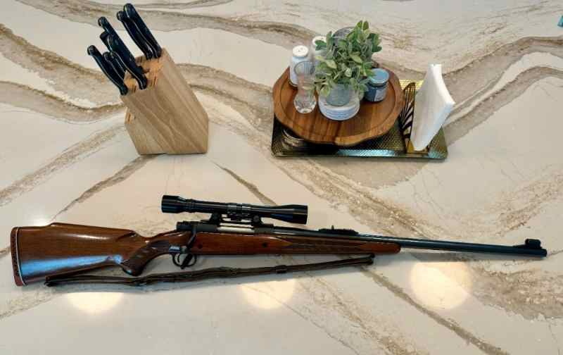 Winchester Model 70 in 375 H&amp;H