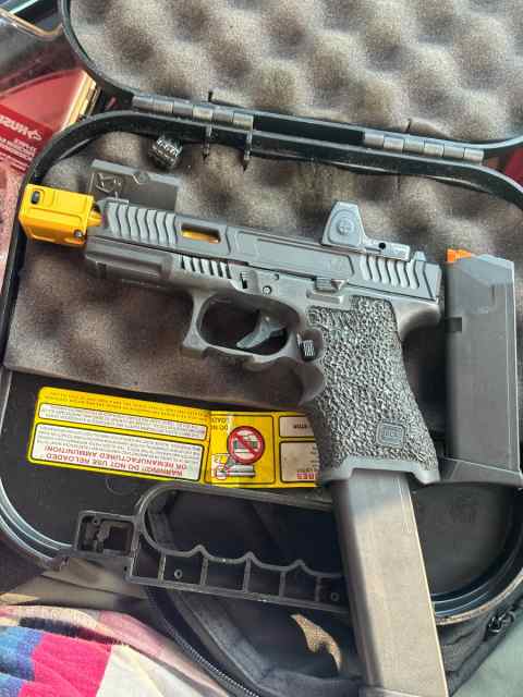 Glock 19 MOS W/RMR 