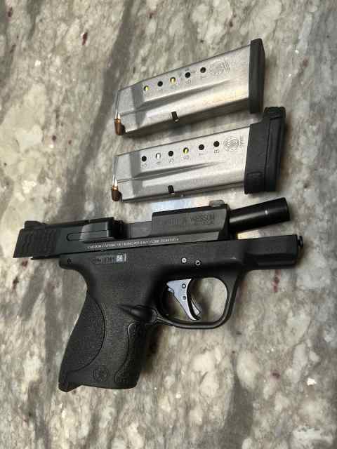 Smith and Wesson Shield 9mm