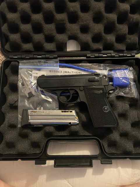 Walther PPK/s .22 with 10 Rnd Mag