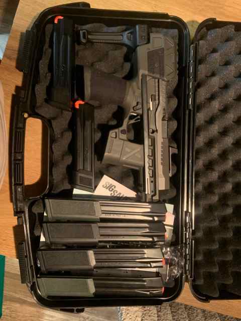 BNiB Sig Sauer Flux Leigon