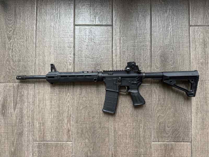 Savage MSR AR-15 - LIKE NEW - FOR TRADE