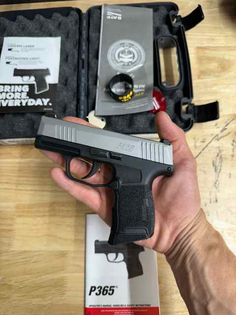 Sig Saur P365 Micro compact BNIB