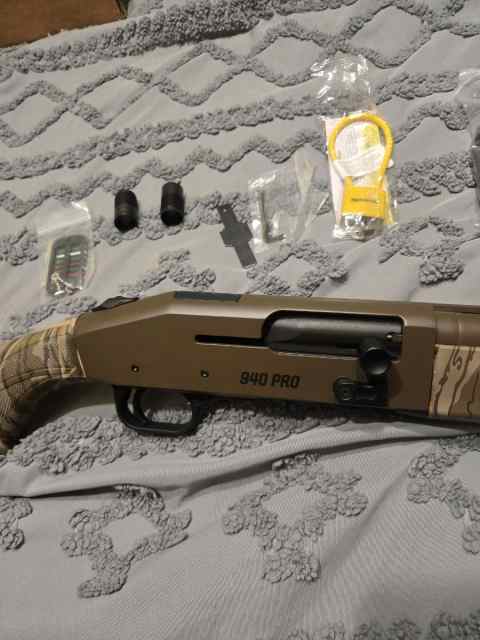 Mossburg 940 Pro Waterfowl 12-gauge 