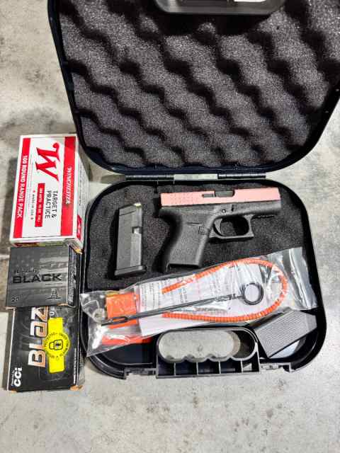 Glock G42 Sub Compact .380 ACP with ammo Rose Gold