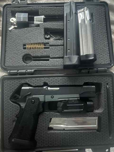 Tisas 1911 duty DS