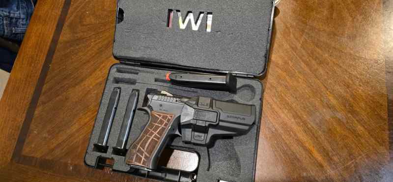 IWI Jericho 941 9mm DA/SA Full Size Railed 