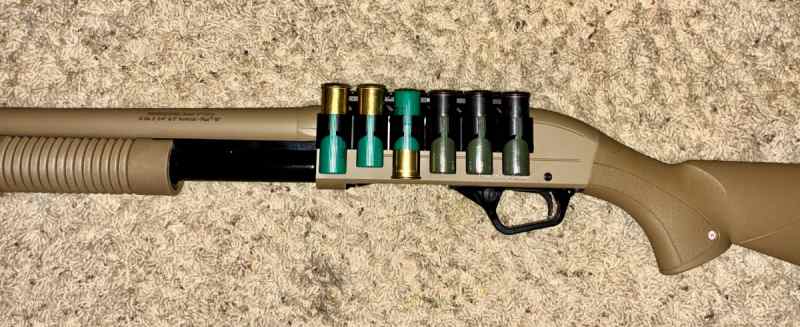 BRAND NEW Winchester SXP Dark Earth Defender 12Ga