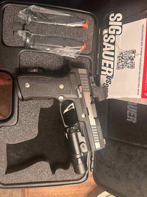 SIG P320 AXG Equinox