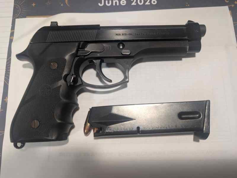 Beretta 92D