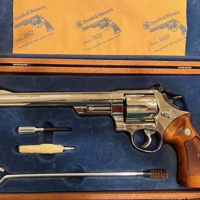 Smith &amp; Wesson 29-2 Revolver .44 Magnum