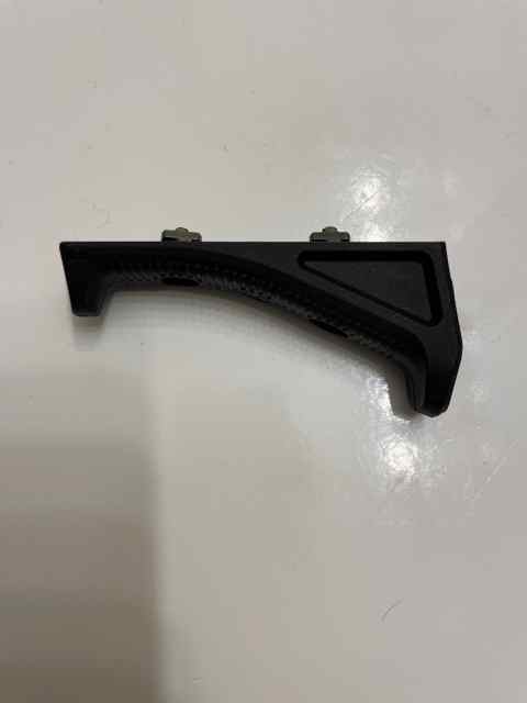 WTT/WTS Magpul angled foregrip