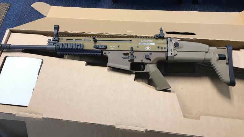 FN-SCAR-17s_100988222_102287_E8D0BE78814EB8B8.jpeg