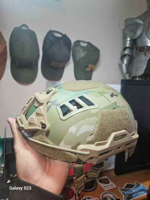 Hard head veterans bump helmet