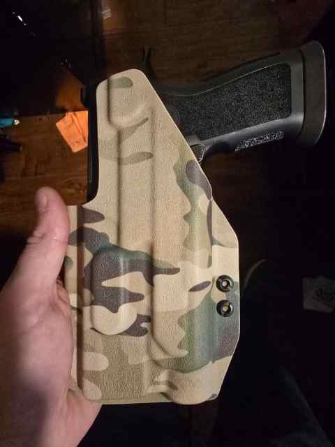 holster.jpg