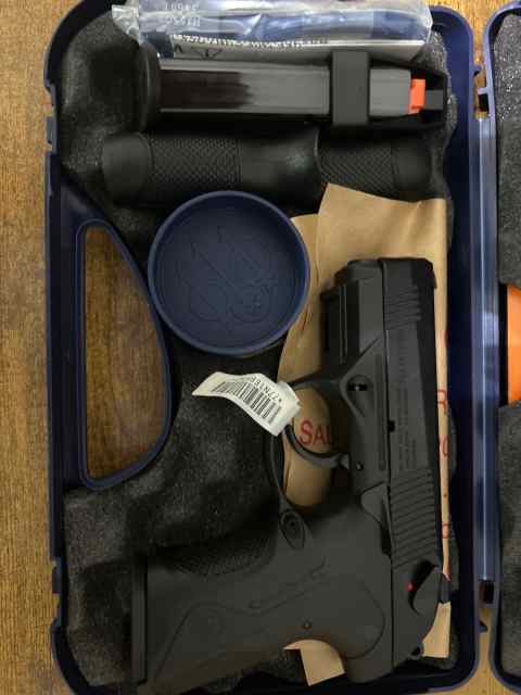 New-Beretta PX4 Storm 9mm