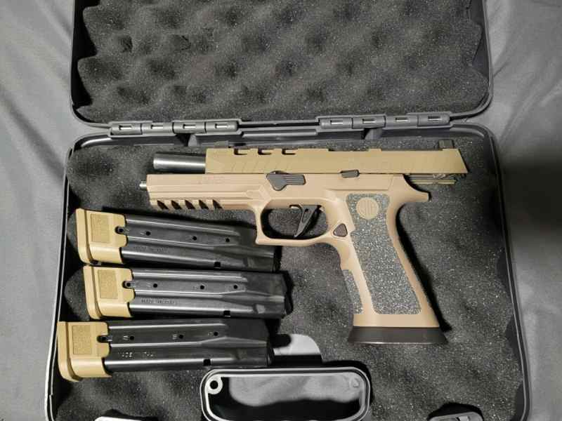 Sig P320 X5 Legion DH3 with 5 extra mags