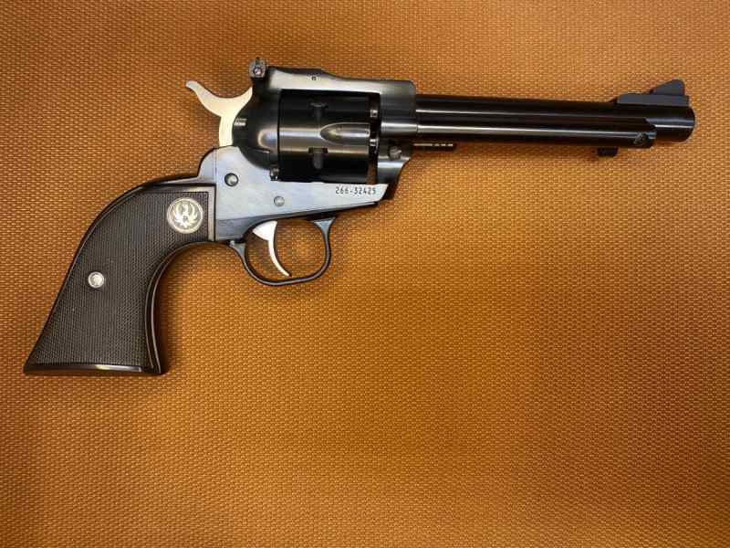 NEW IN BOX - Ruger New Model Single-Six Conv 22LR