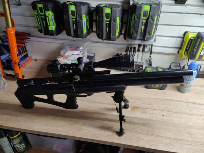 FX Wildkat PCP Rifle and compressor