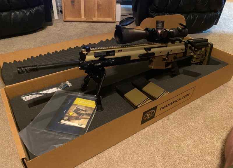 FN SCAR 20S 308/7.62x51, RCH w/box, plus extras