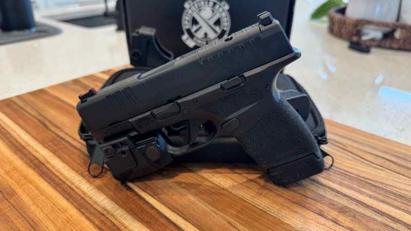 Springfield hellcat 