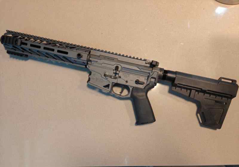 BATTLE-LIGHT™ PISTOL 300 BLK