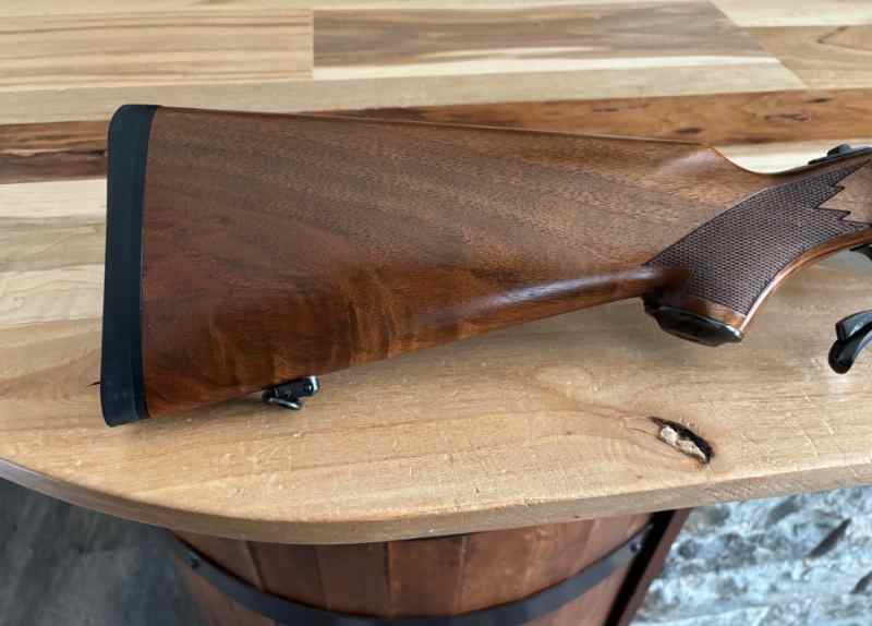 Ruger No.1 243 winchester RARE MANNLICHER stock