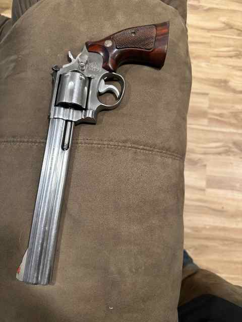 Smith and Wesson 686