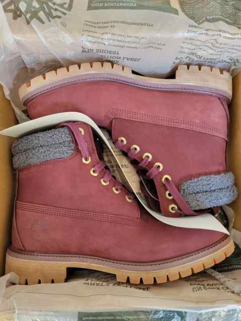 Timberland Burgundy boots