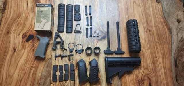 AR 15 Parts, sight, hand guard, magpul grip etc.